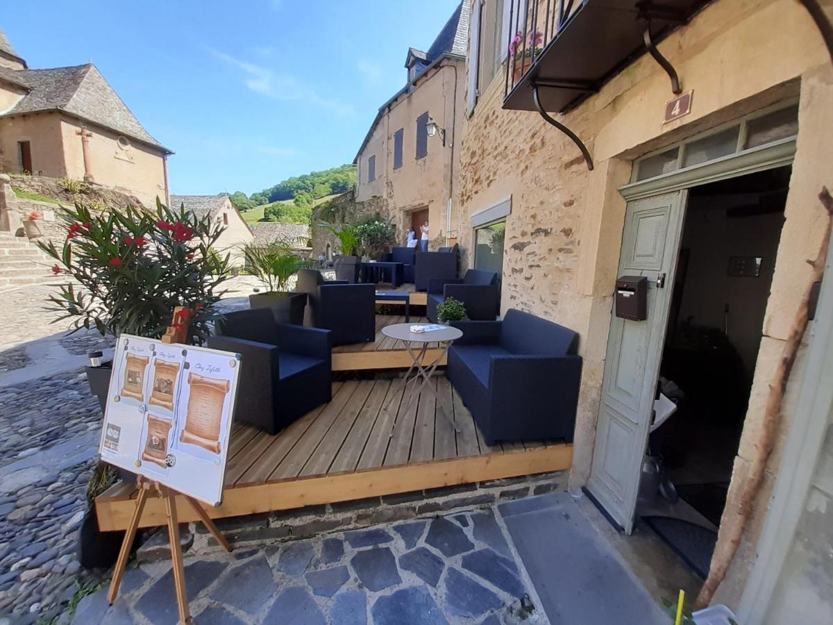 Bed and Breakfast Chez Tifille Эстен Экстерьер фото