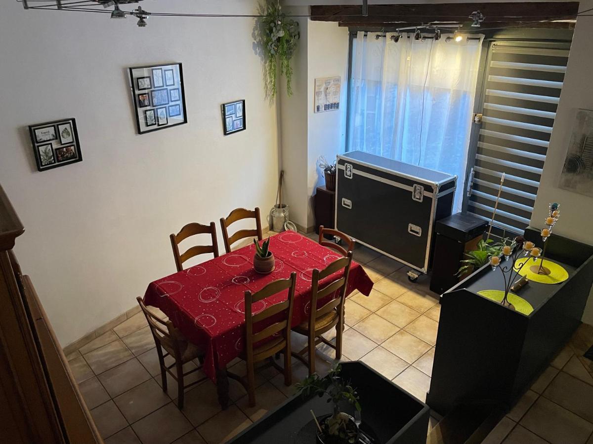 Bed and Breakfast Chez Tifille Эстен Экстерьер фото
